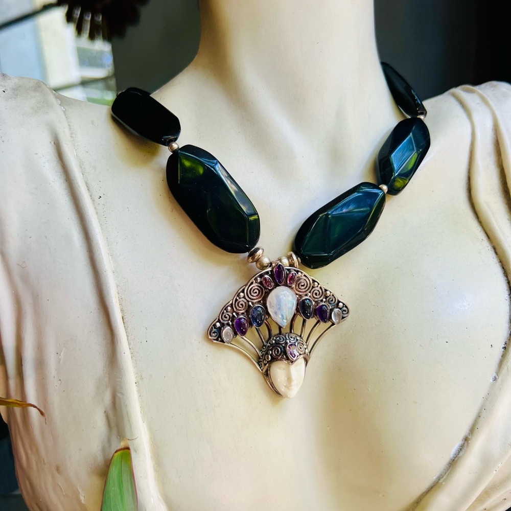 Ornate Goddess Real Silver Amethyst and Moonstone Bib Necklace - Picture 8 of 9